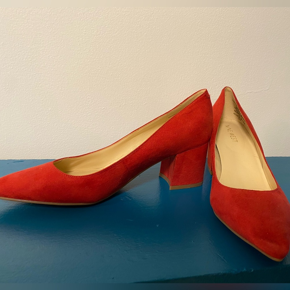 Hot red suede chunky heels, sz 7, 2 inch heel. In amazing almost new condition.
